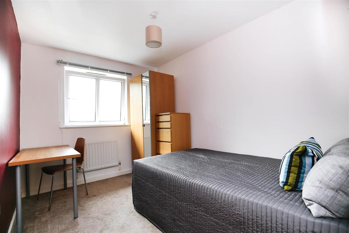 5 bedroom apartment for rent New Mills, Newcastle, NE4 5AU UniHomes