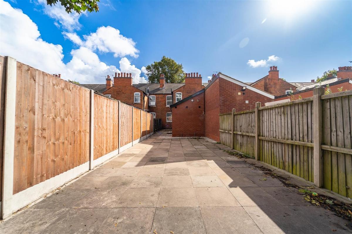 5 bedroom house for rent Cannon Hill Road, Birmingham, B12 9NH UniHomes