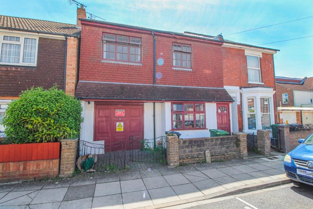 5 bedroom house for rent Wyndcliffe Road, Portsmouth, PO4 0LA UniHomes