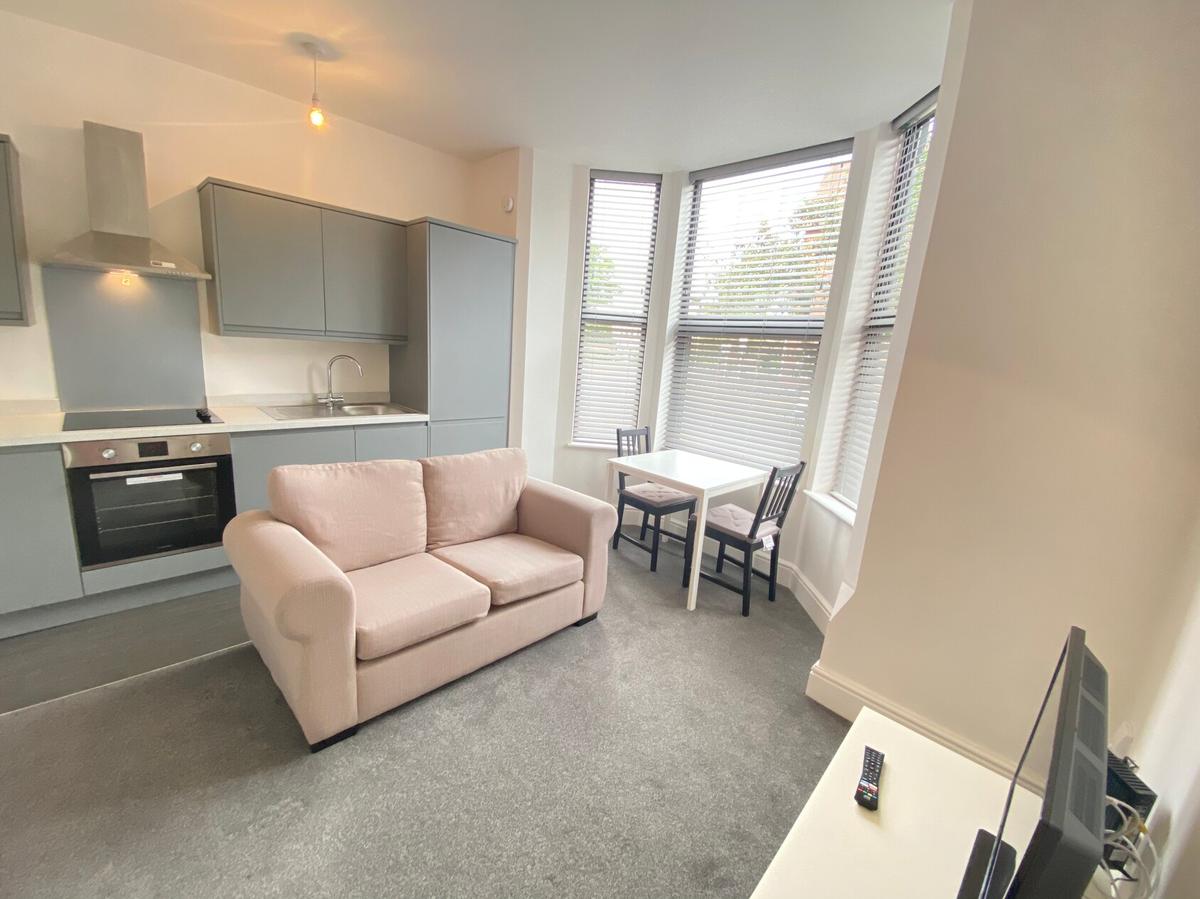 2 bedroom apartment for rent Millicent Road, Nottingham, NG2 7LD UniHomes