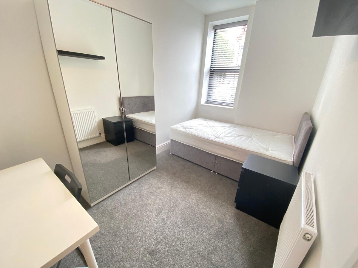 2 bedroom apartment for rent Millicent Road, Nottingham, NG2 7LD UniHomes