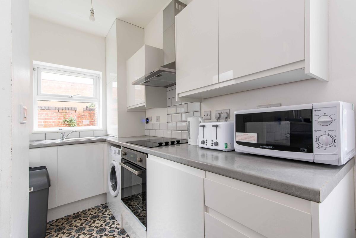 3 bedroom house for rent Lamartine Street Nottingham, NG3 1GQ UniHomes