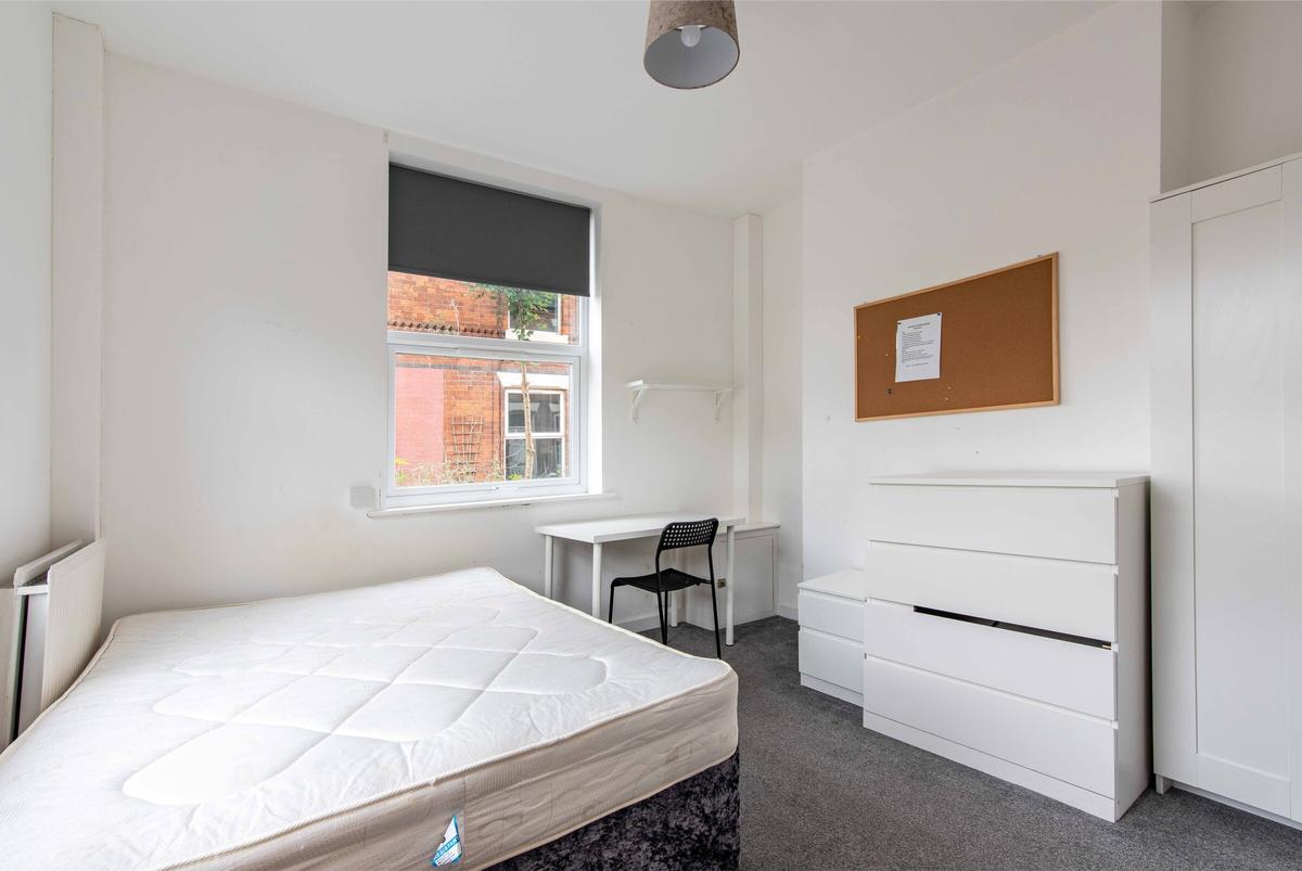3 bedroom house for rent Lamartine Street Nottingham, NG3 1GQ UniHomes