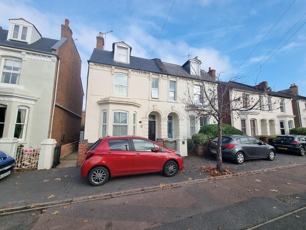 7 bedroom house for rent Radford Road, Leamington Spa, CV31 1JZ UniHomes