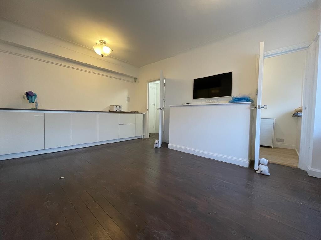 1 bedroom apartment for rent Kings Road, Brighton, BN1 2HJ UniHomes