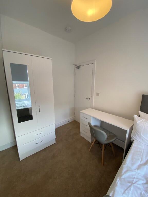 2 bedroom house for rent Watts Street Levenshulme, Manchester, M19 2TR