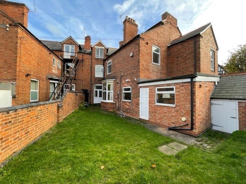 6 bedroom house for rent Queens Road, Leicester, LE2 1WQ UniHomes