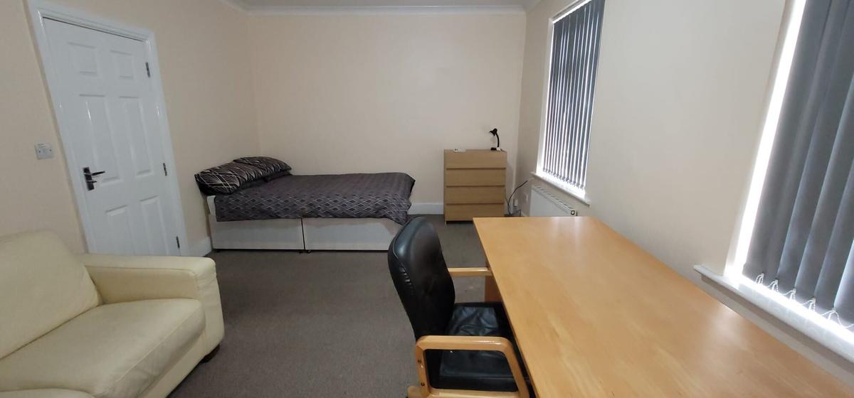 3 bedroom house for rent Craven Street, Northampton, NN1 3EZ UniHomes