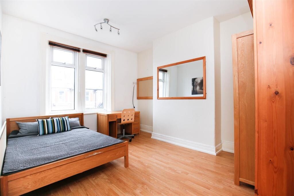 5 bedroom apartment for rent Heaton Park Road, Newcastle, NE6 5AP
