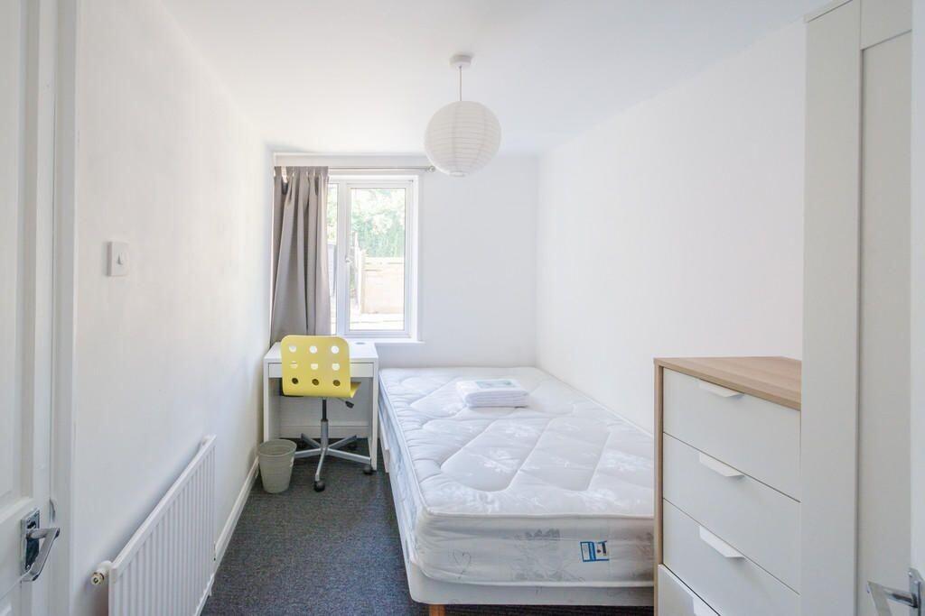 5 bedroom house for rent The Brow, Bath, BA2 1EA UniHomes