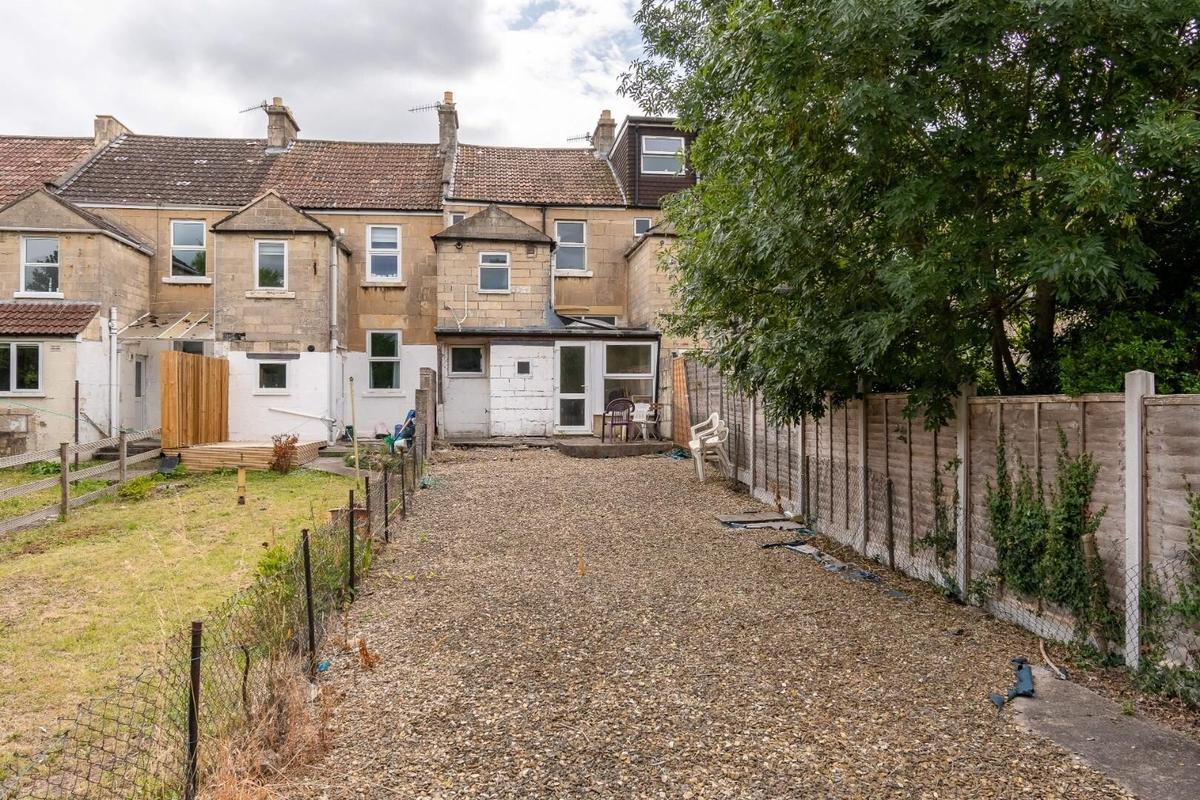 5 bedroom house for rent Lorne Road, Bath, BA2 3BZ UniHomes