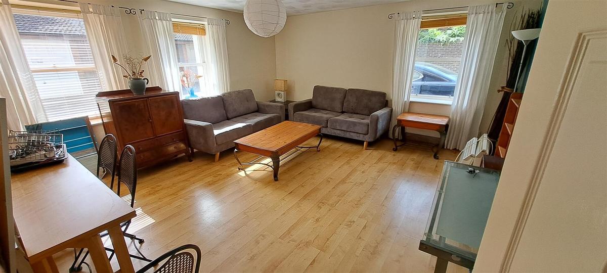 3 bedroom apartment for rent Brandon Court, Portsmouth, PO5 1PF UniHomes