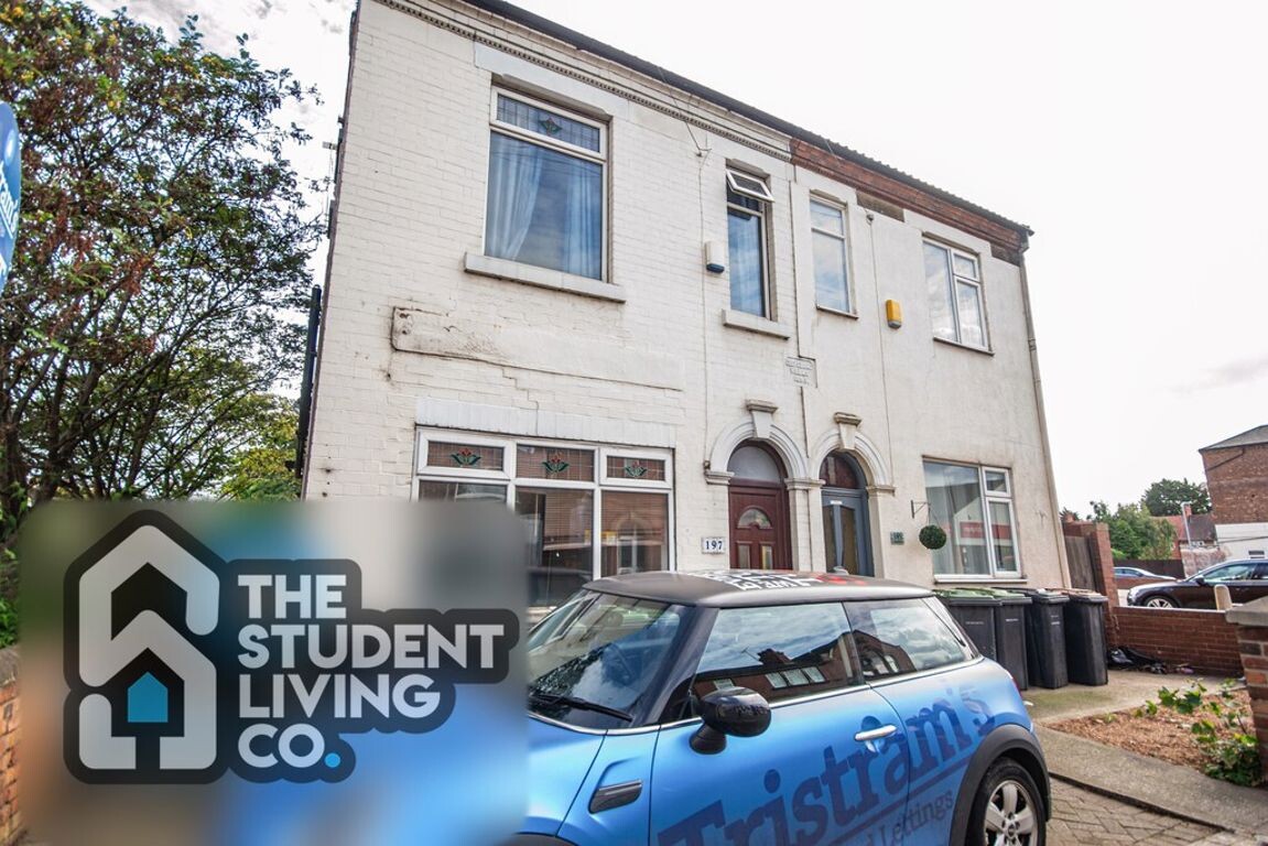 5 bedroom house on Queens Road, Beeston, Nottingham