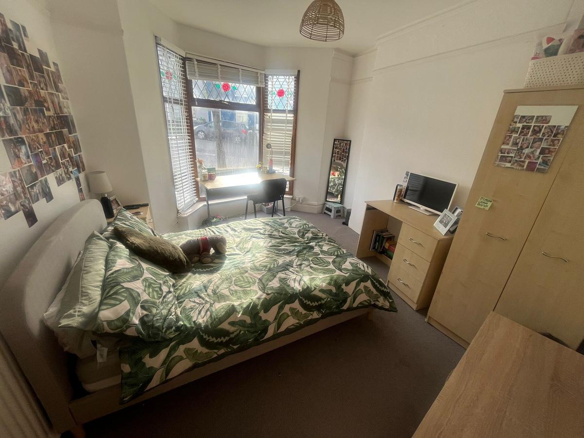 5 bedroom house for rent Alexandra Terrace, Swansea, SA2 0DX UniHomes