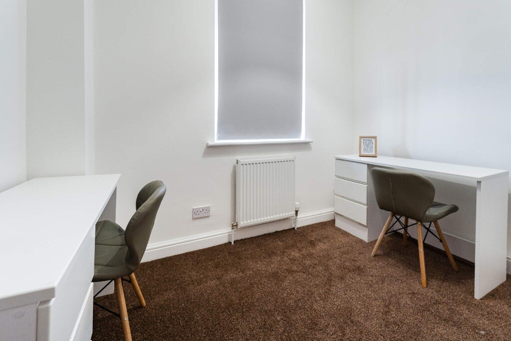 3 bedroom house for rent Barff Road Salford, Manchester, M5 5ES UniHomes