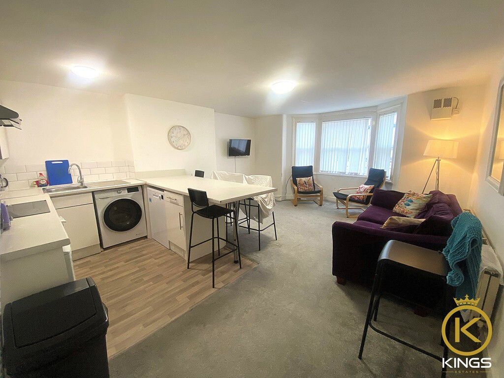 2 bedroom apartment for rent Elphinstone Road, Portsmouth, PO5 3HR