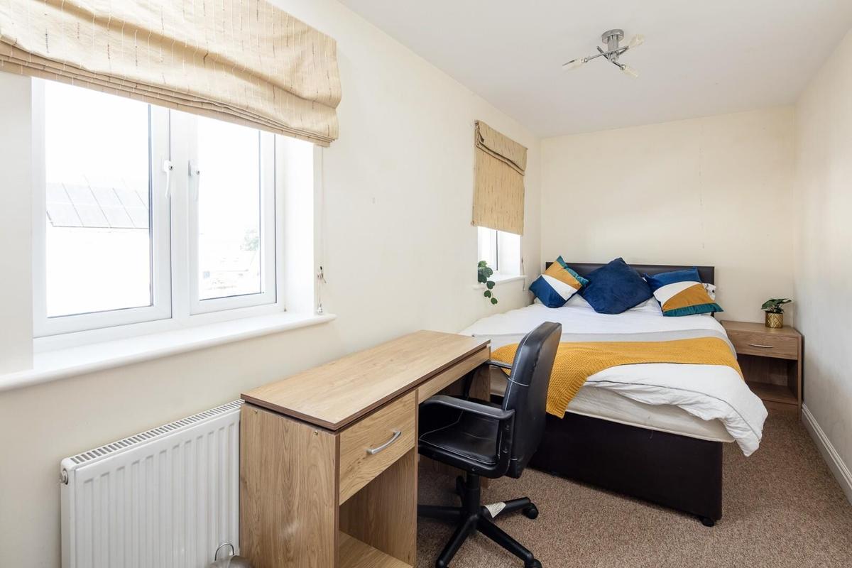 3 bedroom house for rent Breachwood View, Bath, BA2 2TX UniHomes