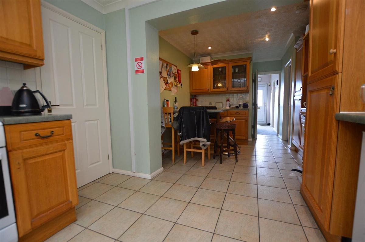 6 bedroom house for rent Leng Crescent, Norwich, NR4 7NX UniHomes