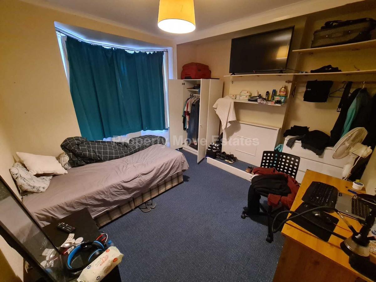 5 bedroom house for rent Palmer Park Avenue, Reading, RG6 1DN UniHomes