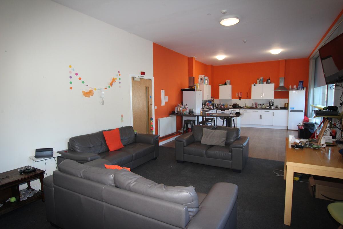 6 bedroom apartment for rent Mansfield Road, Nottingham, NG5 2DA UniHomes