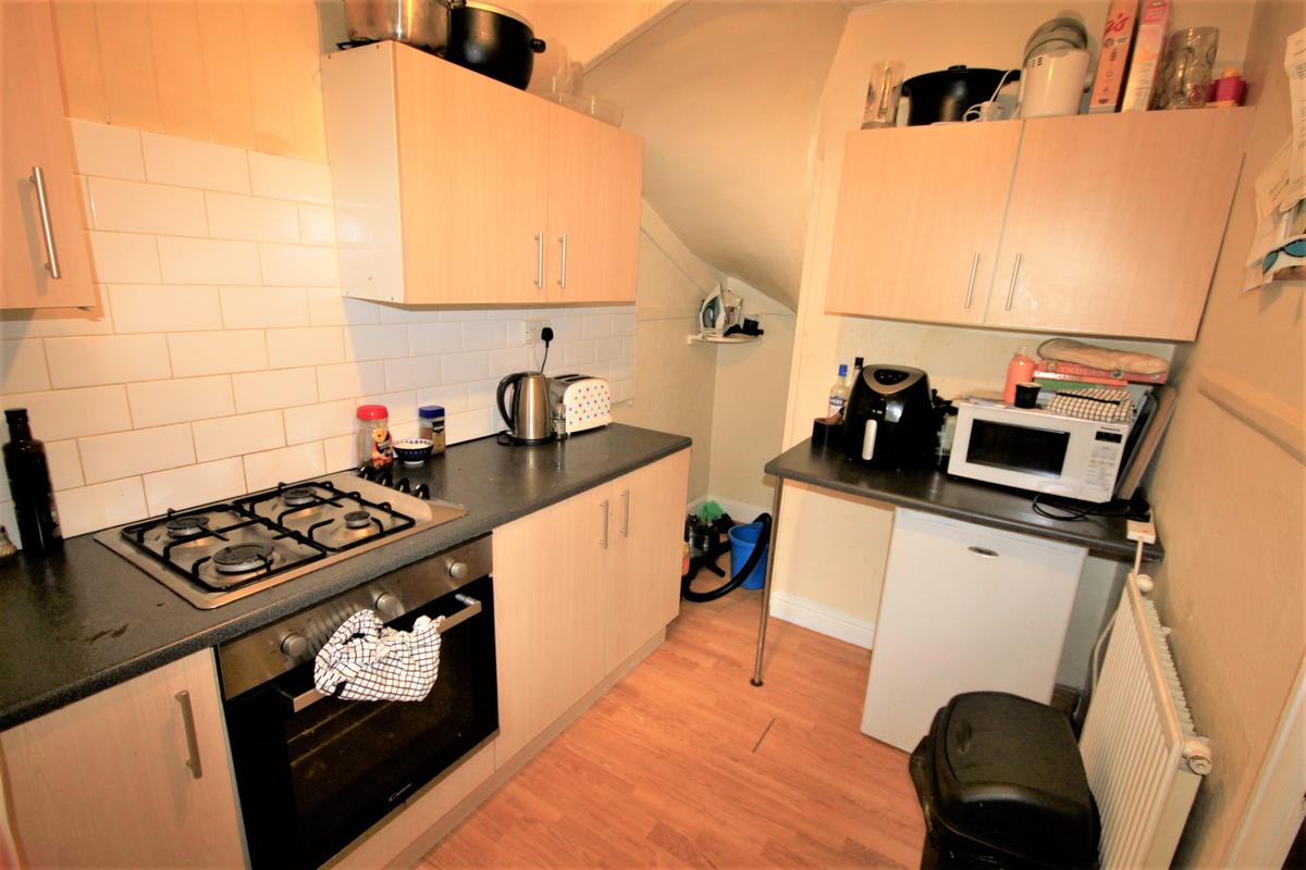 2 bedroom house for rent Hessle Road, Leeds, LS6 1EH UniHomes