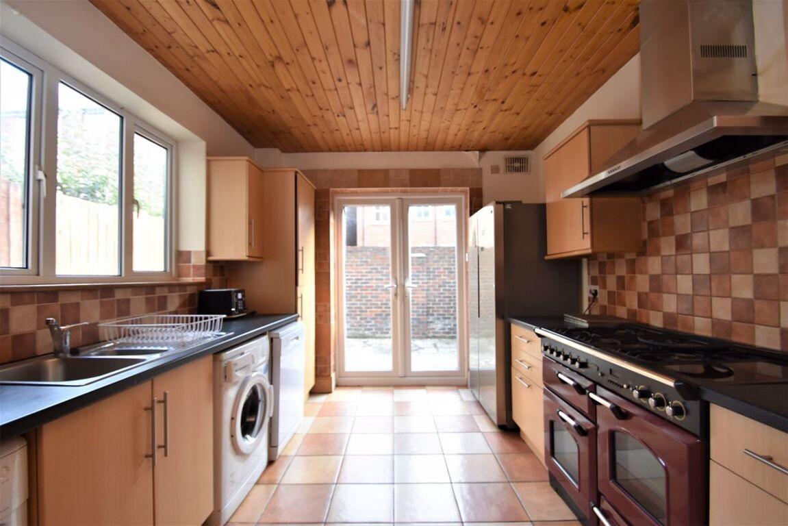 6 bedroom house for rent Stansted Road, Portsmouth, PO5 1SB UniHomes