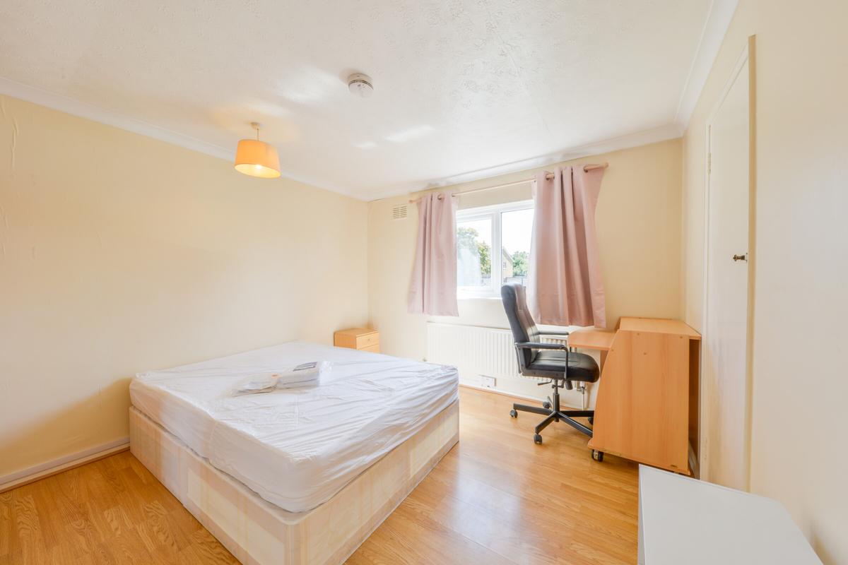 4 bedroom house for rent Pond Croft, Hertfordshire, AL10 0RY UniHomes