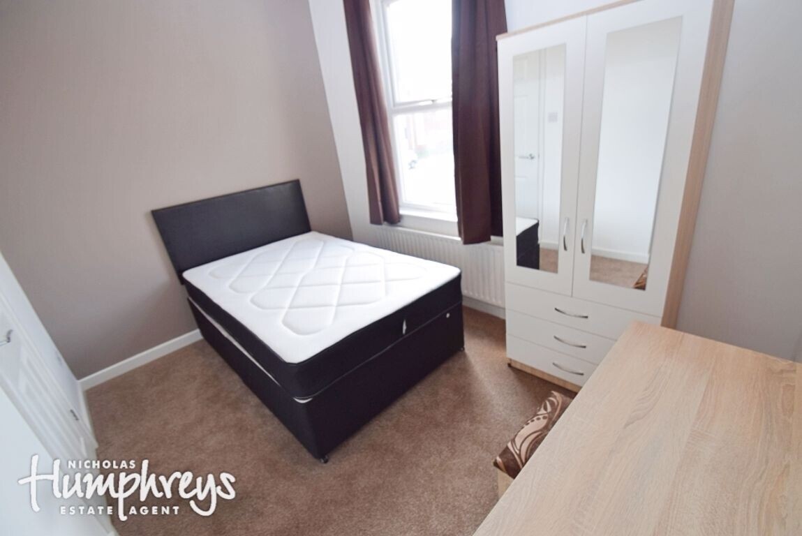 3 bedroom house for rent Cornes Street, StokeonTrent, ST1 3JA UniHomes