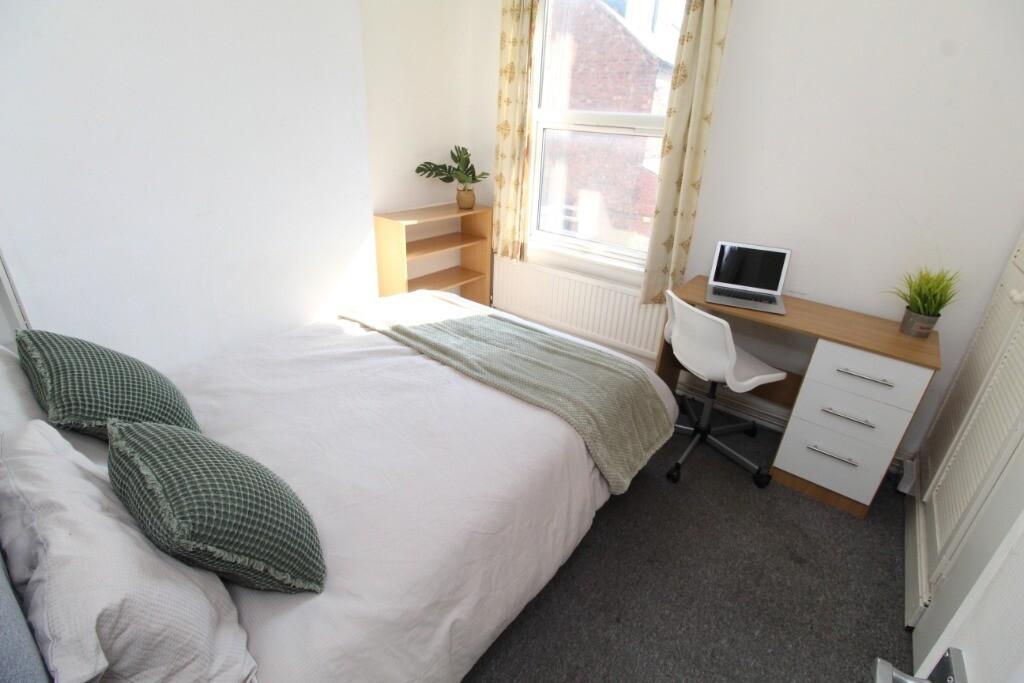 4 bedroom house for rent Dunkirk Road, Nottingham, NG7 2PH UniHomes