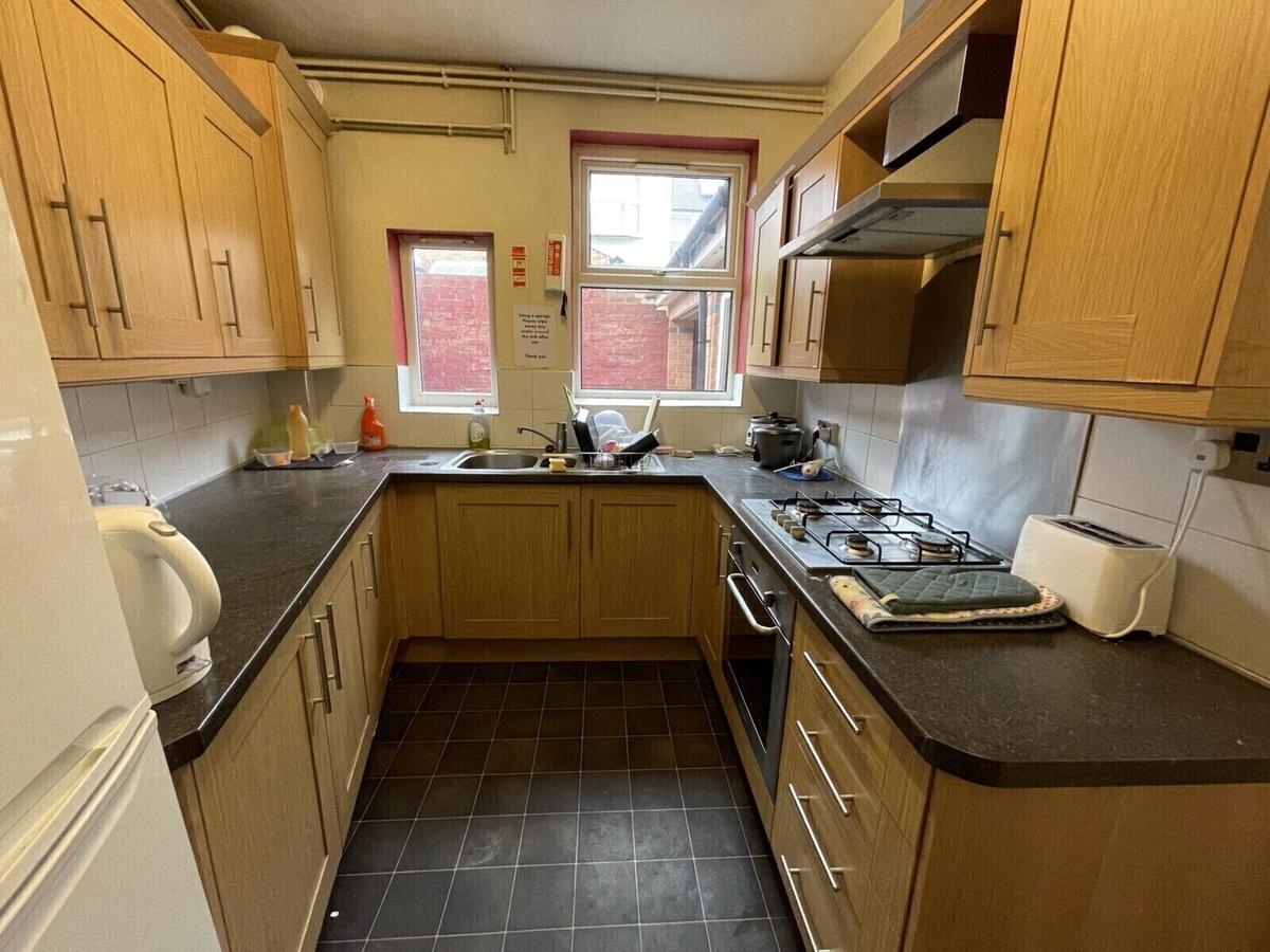 4 bedroom house for rent Devana Road Leicester, Leicester, LE2 1PJ