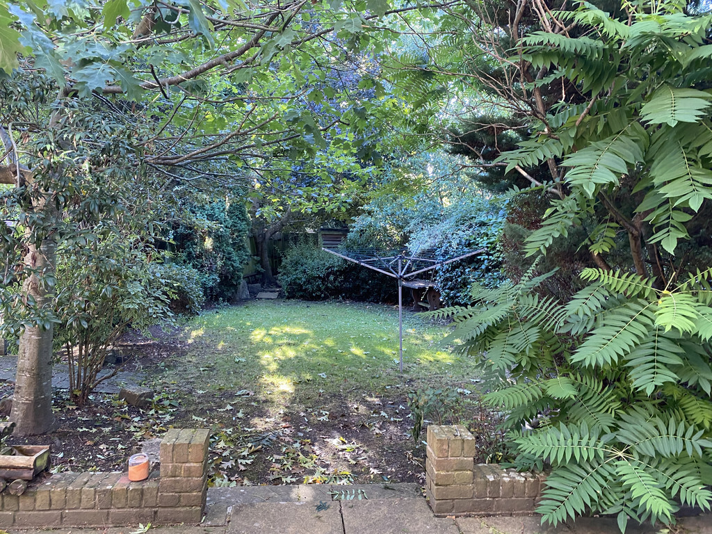 6 bedroom house for rent Kingsley Avenue Englefield Green, Surrey, TW20