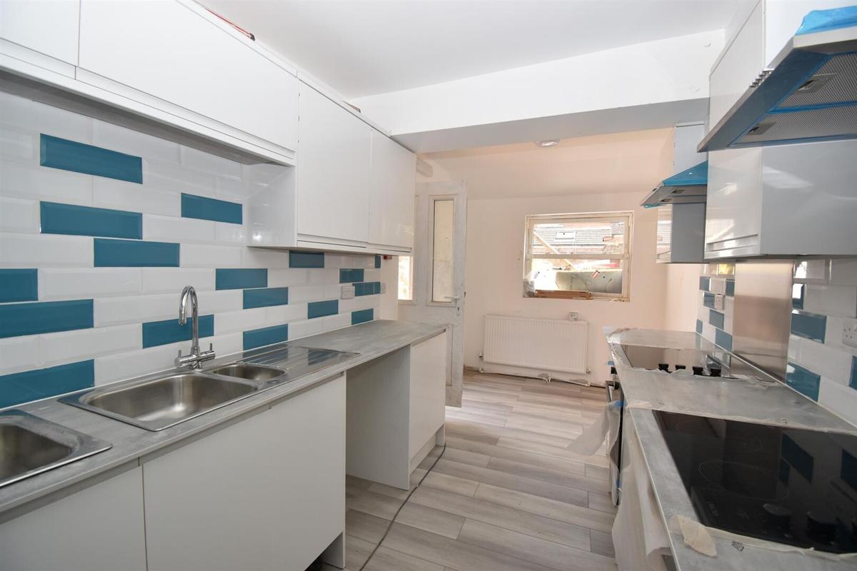 Cv31 6 bedroom house for rent George Street Leamington Spa, CV31 1HA | UniHomes