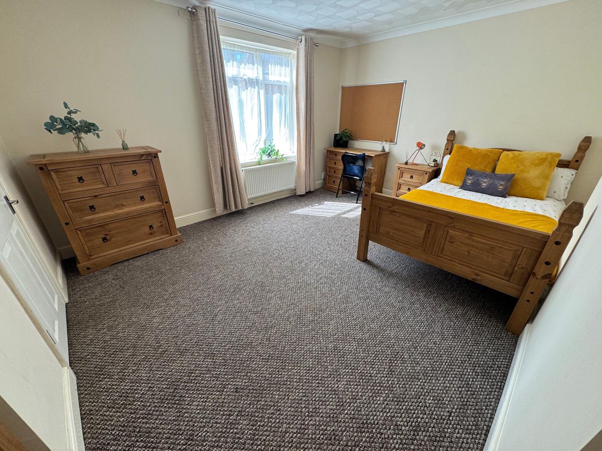7 bedroom house on Pitchford Road Norfolk, North & West Earlham, Norwich