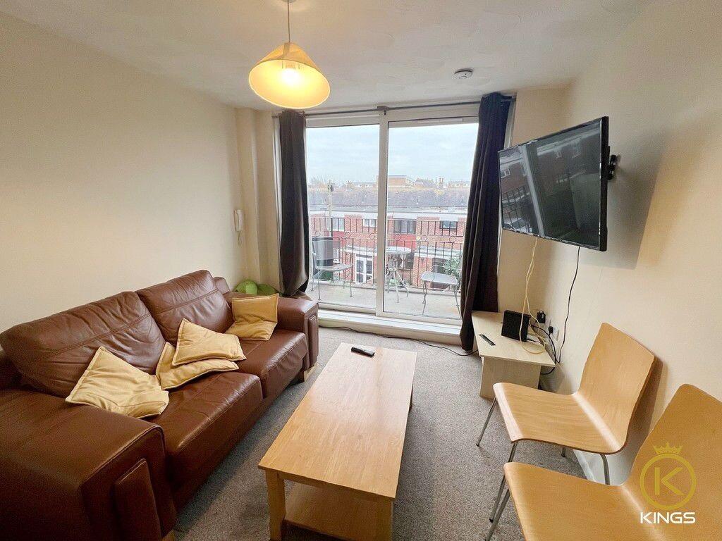 4 bedroom apartment for rent Waterloo Street, Portsmouth, PO5 4HR
