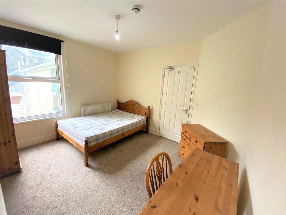 5 bedroom house for rent Rheidol Terrace, Aberystwyth, SY23 1JU UniHomes