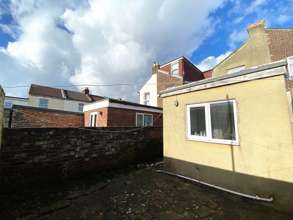 3 bedroom house for rent Cleveland Road, Portsmouth, PO5 1SF UniHomes