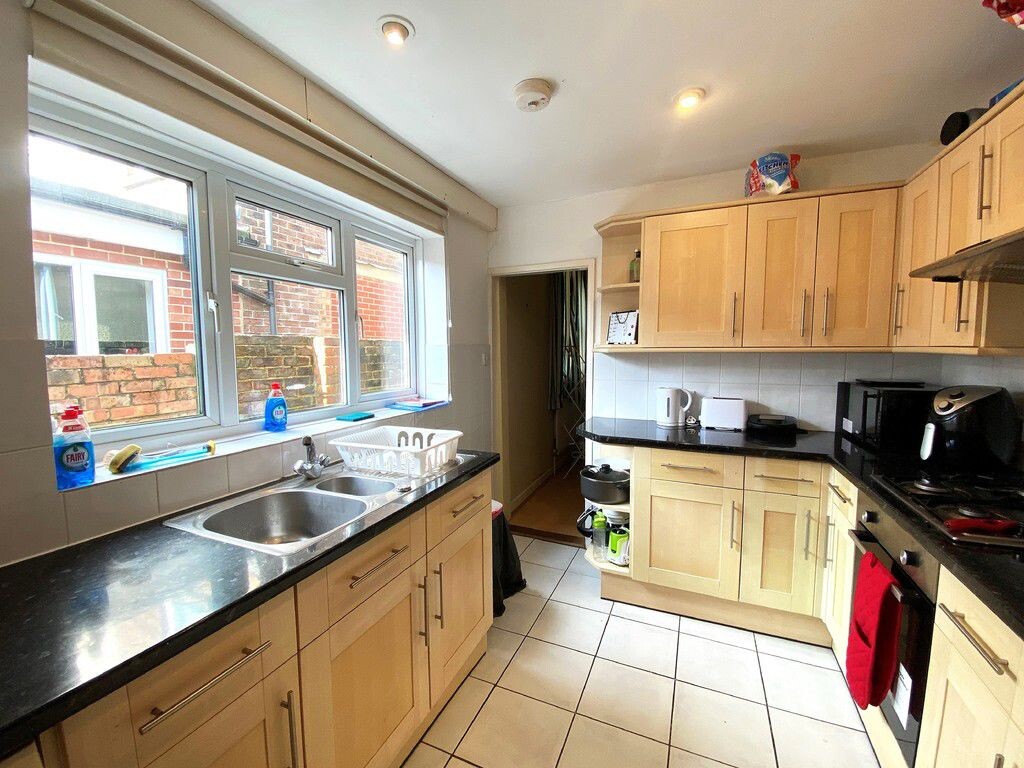3 bedroom house for rent Cleveland Road, Portsmouth, PO5 1SF UniHomes