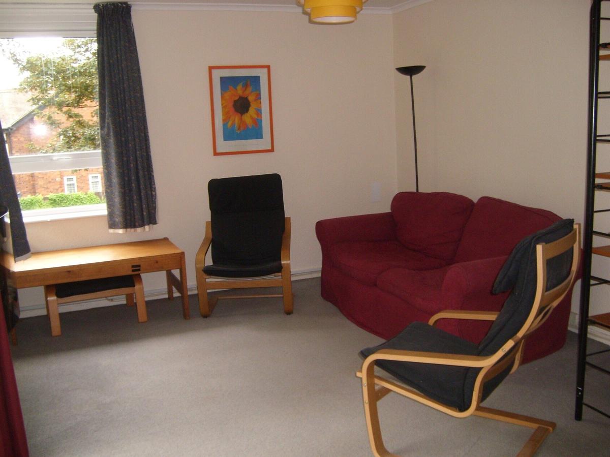2 bedroom apartment for rent St Leonards Court, Leicester, LE2 1XR