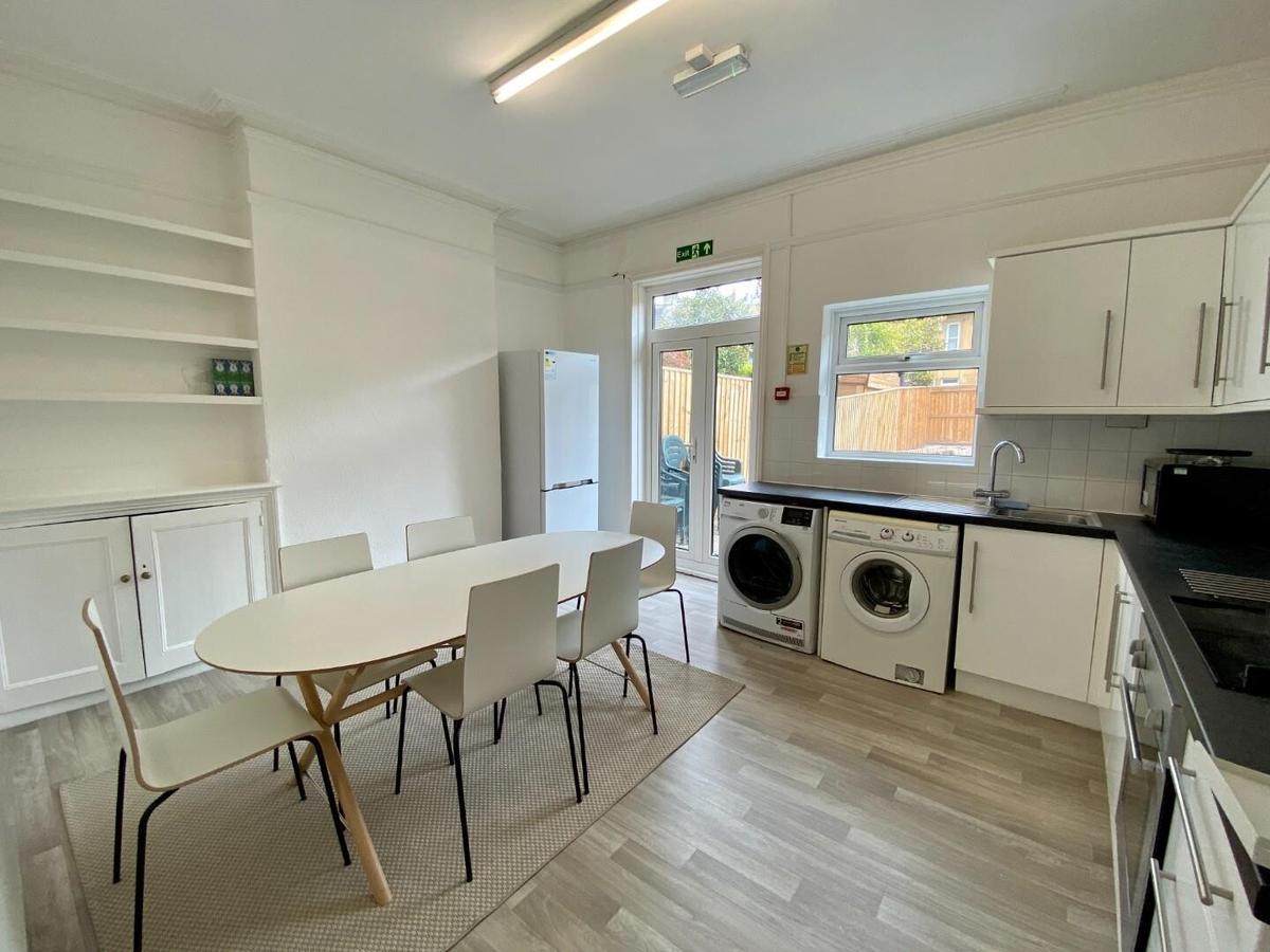 4 bedroom house for rent Prior Park Road, Bath, BA2 4NG UniHomes