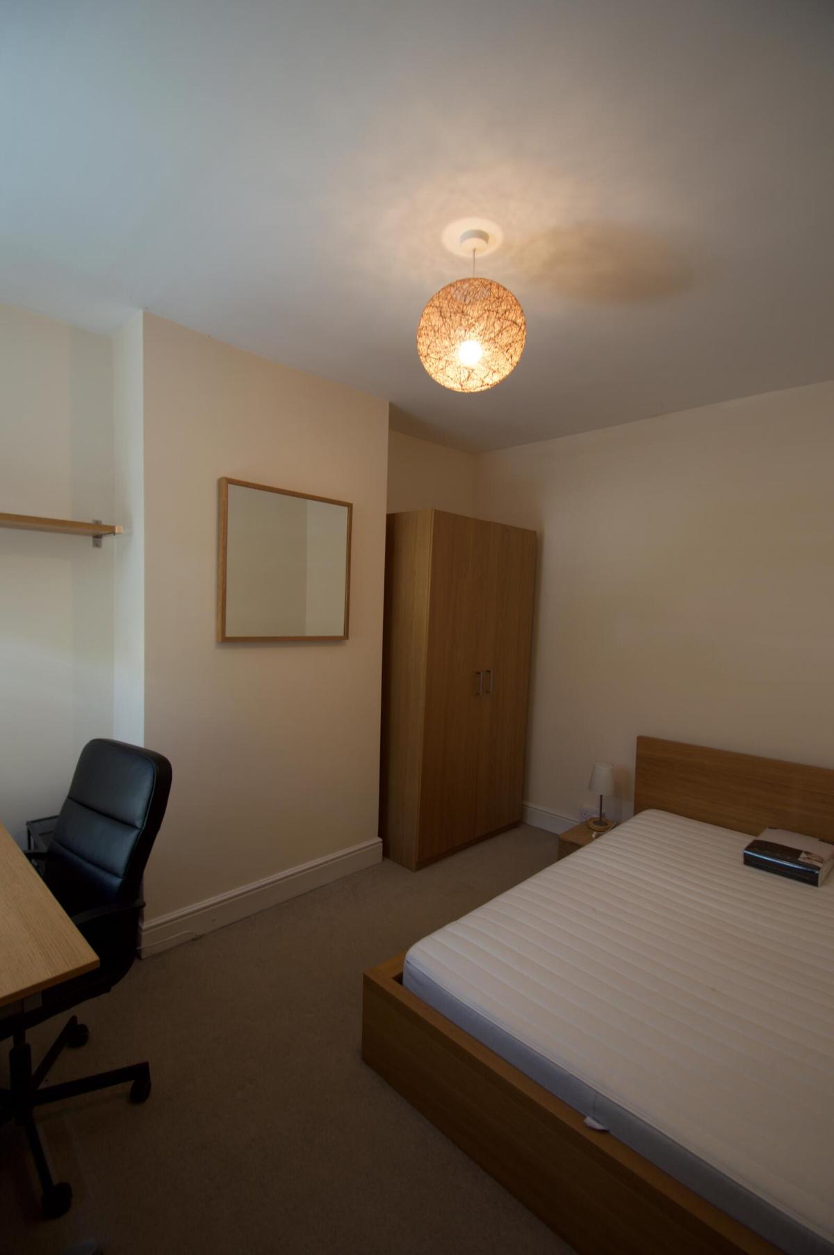 4 bedroom house for rent Ringwood Road, Bath, BA2 3JL UniHomes