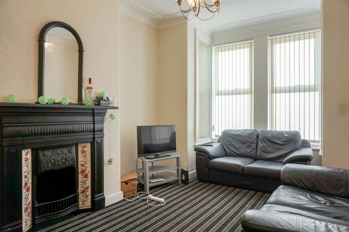 5 bedroom house for rent Stanmore Place, Leeds, LS4 2RR UniHomes