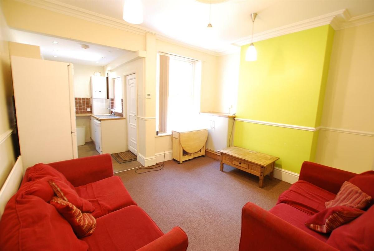 5 bedroom house for rent Crookesmoor Road, Sheffield, S10 1BE UniHomes