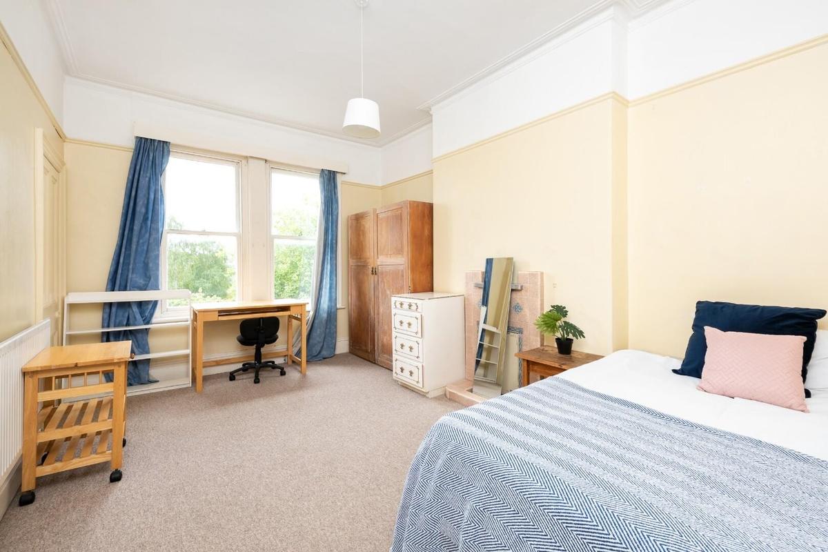 5 bedroom apartment for rent Newbridge Hill, Bath, BA1 3QA UniHomes