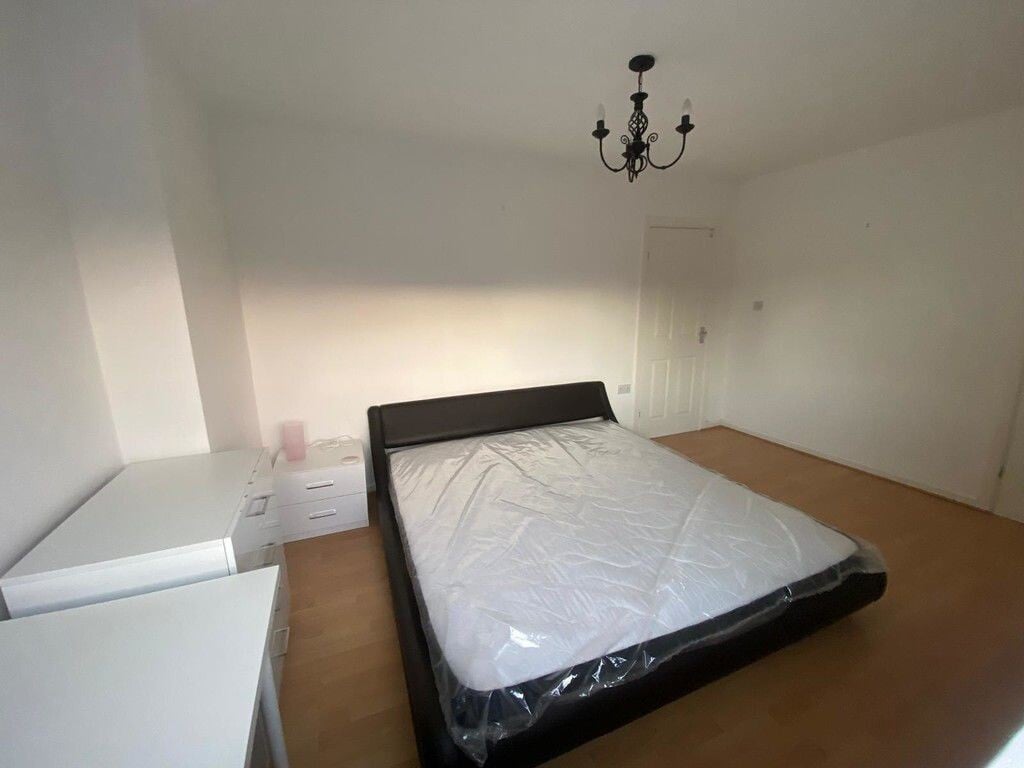 2 bedroom house for rent Marchwood Close, Nottingham, NG8 1PH UniHomes