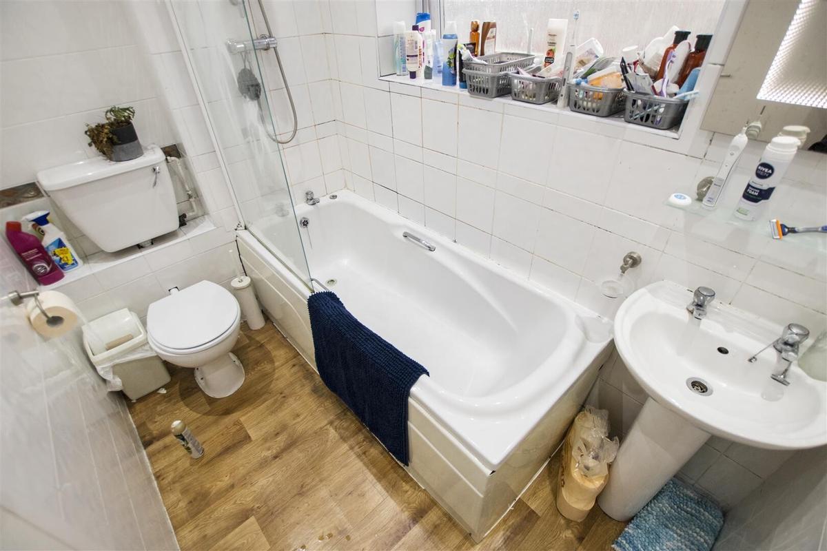 5 bedroom house for rent Cadleigh Gardens, Birmingham, B17 0QB UniHomes