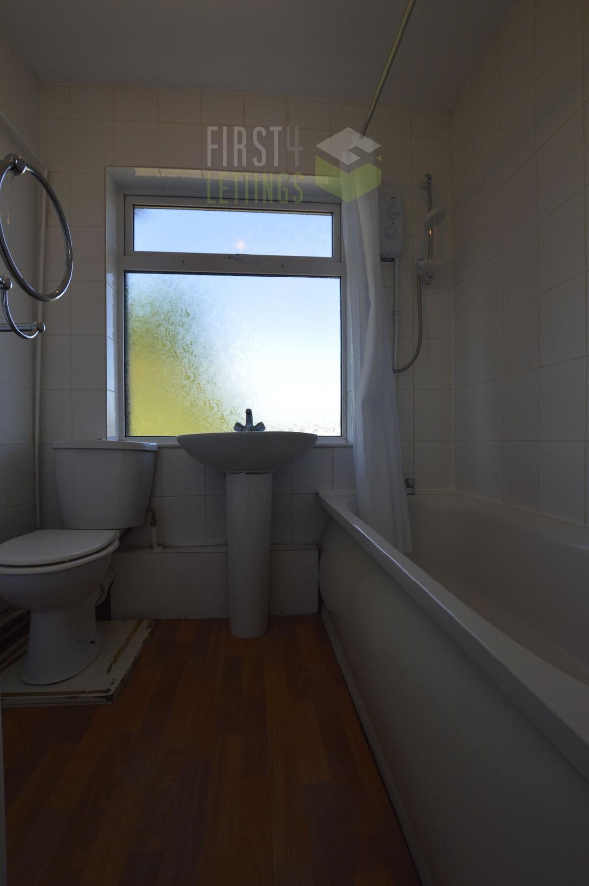 2 bedroom house for rent Milford Road, Leicester, LE2 3FG UniHomes