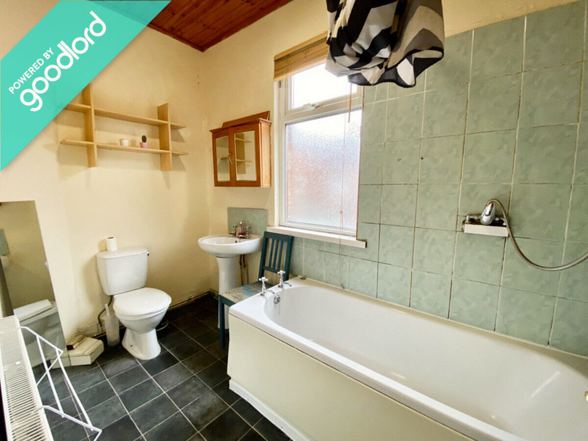 4 bedroom house for rent Platt Lane Fallowfield, Manchester, M14 7DE