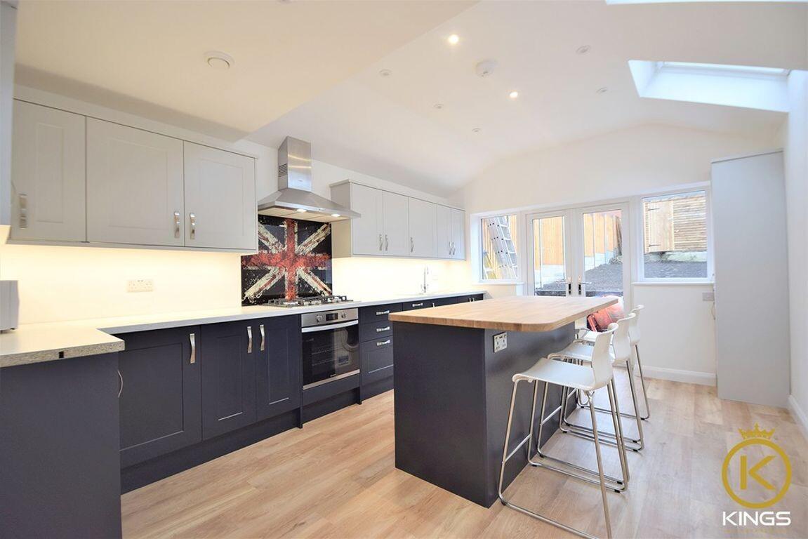 5 bedroom house for rent Denzil Road, Surrey, GU2 7NQ UniHomes