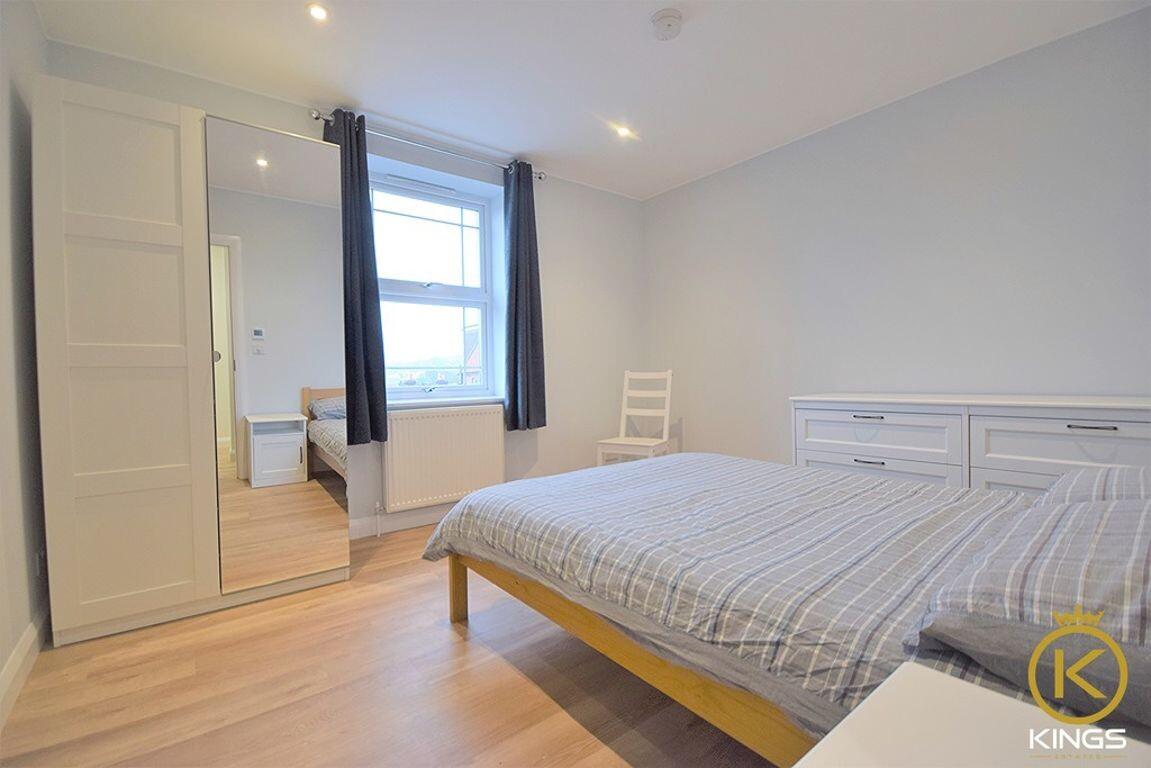 5 bedroom house for rent Denzil Road, Surrey, GU2 7NQ UniHomes