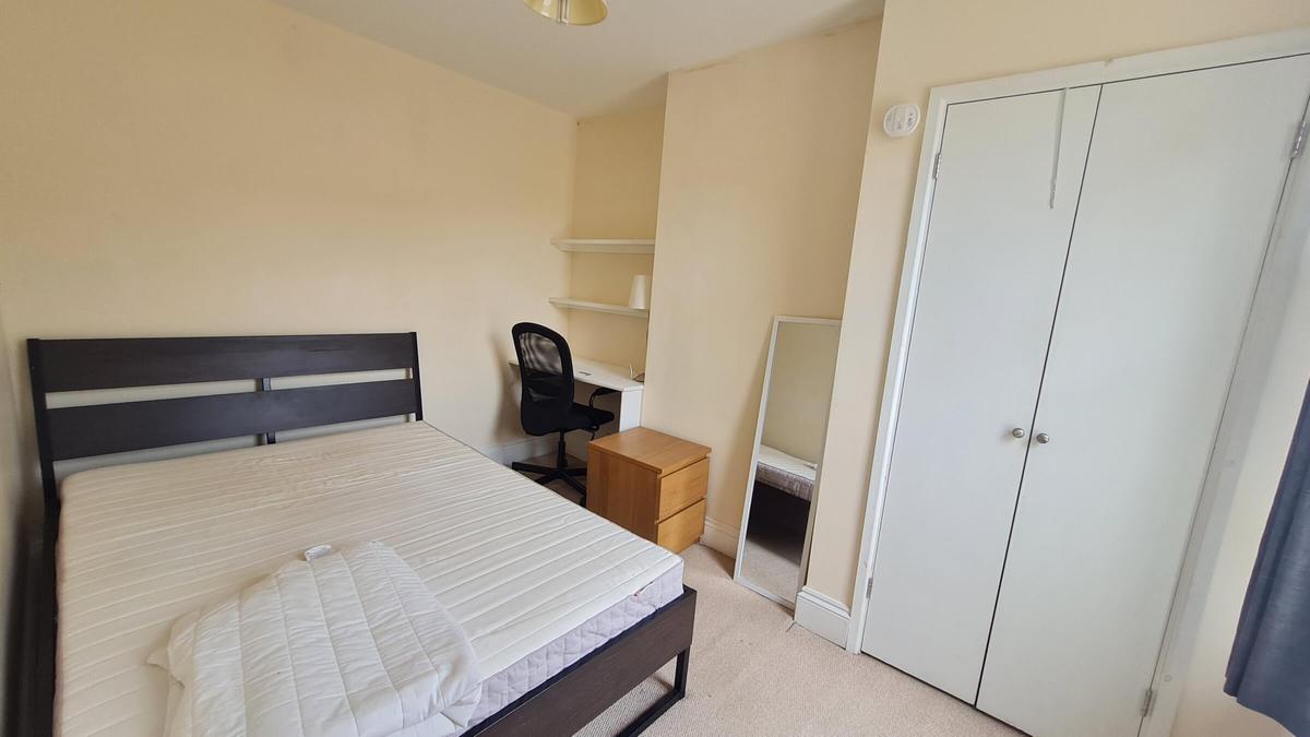 4 bedroom house for rent Dartmouth Avenue, Bath, BA2 1AS UniHomes